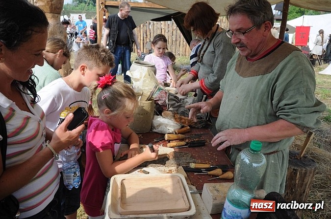 Zdjęcie w galerii na portalu naszraciborz.pl: Na Ostrogu trwa V Raciborski Festiwal Średniowieczny. Co w niedzielę? wiadomości z regionu