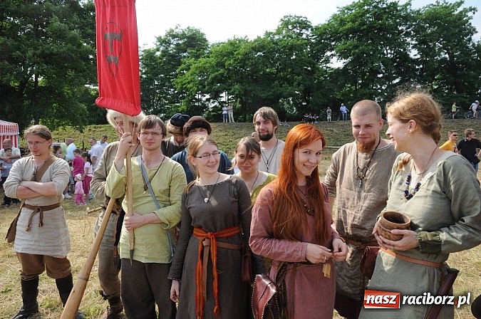 Zdjęcie w galerii na portalu naszraciborz.pl: Na Ostrogu trwa V Raciborski Festiwal Średniowieczny. Co w niedzielę? wiadomości z regionu