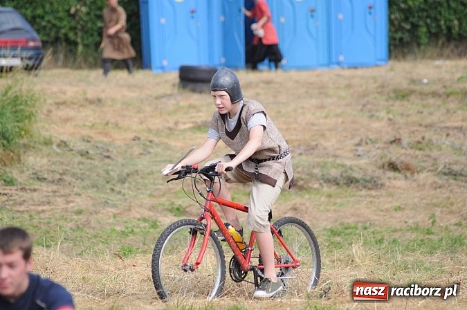 Zdjęcie w galerii na portalu naszraciborz.pl: Na Ostrogu trwa V Raciborski Festiwal Średniowieczny. Co w niedzielę? wiadomości z regionu