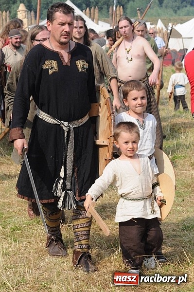 Zdjęcie w galerii na portalu naszraciborz.pl: Na Ostrogu trwa V Raciborski Festiwal Średniowieczny. Co w niedzielę? wiadomości z regionu