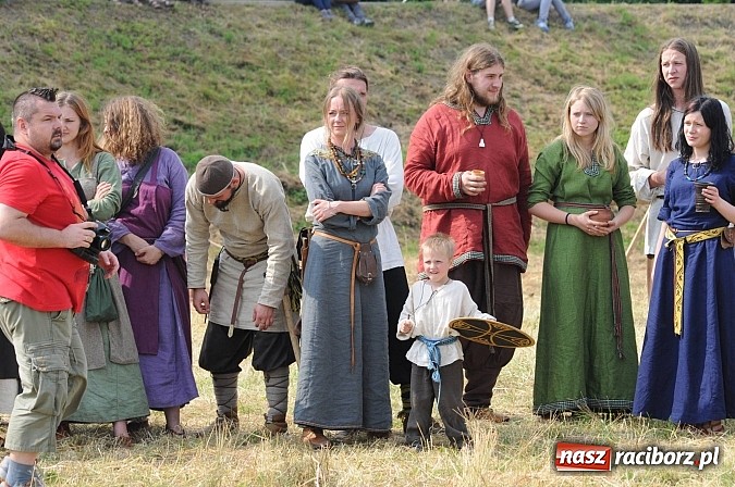 Zdjęcie w galerii na portalu naszraciborz.pl: Na Ostrogu trwa V Raciborski Festiwal Średniowieczny. Co w niedzielę? wiadomości z regionu