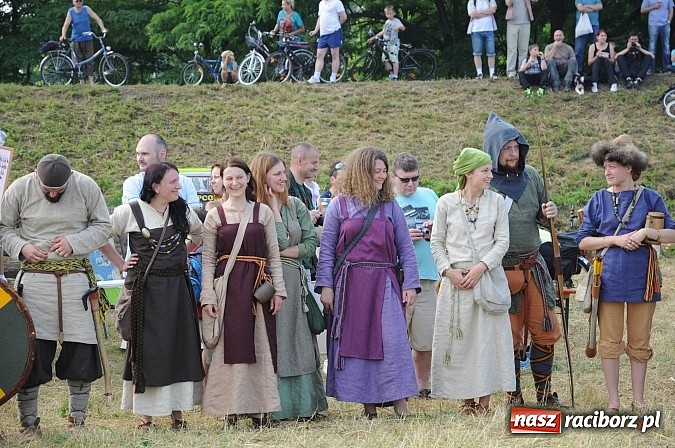 Zdjęcie w galerii na portalu naszraciborz.pl: Na Ostrogu trwa V Raciborski Festiwal Średniowieczny. Co w niedzielę? wiadomości z regionu