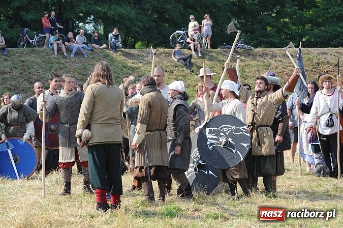 Zdjęcie w galerii na portalu naszraciborz.pl: Na Ostrogu trwa V Raciborski Festiwal Średniowieczny. Co w niedzielę? wiadomości z regionu