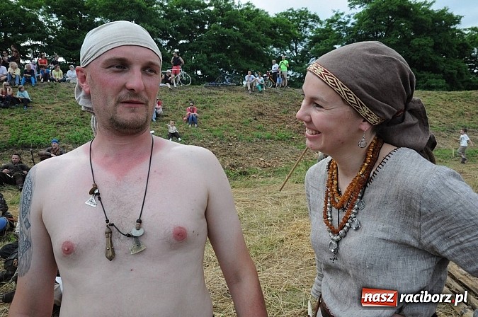 Zdjęcie w galerii na portalu naszraciborz.pl: Na Ostrogu trwa V Raciborski Festiwal Średniowieczny. Co w niedzielę? wiadomości z regionu