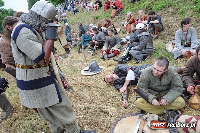 Zdjęcie w galerii na portalu naszraciborz.pl: Na Ostrogu trwa V Raciborski Festiwal Średniowieczny. Co w niedzielę? wiadomości z regionu
