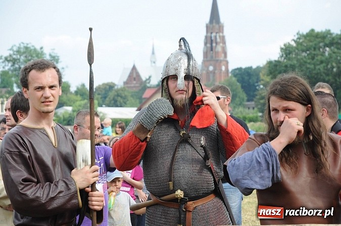 Zdjęcie w galerii na portalu naszraciborz.pl: Na Ostrogu trwa V Raciborski Festiwal Średniowieczny. Co w niedzielę? wiadomości z regionu