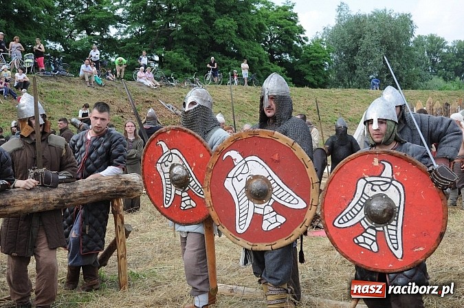 Zdjęcie w galerii na portalu naszraciborz.pl: Na Ostrogu trwa V Raciborski Festiwal Średniowieczny. Co w niedzielę? wiadomości z regionu