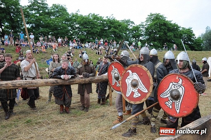 Zdjęcie w galerii na portalu naszraciborz.pl: Na Ostrogu trwa V Raciborski Festiwal Średniowieczny. Co w niedzielę? wiadomości z regionu