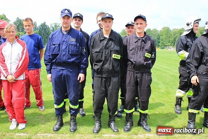 Zdjęcie w galerii na portalu naszraciborz.pl: OSP Turze z pucharem burmistrza gminy wiadomości z regionu