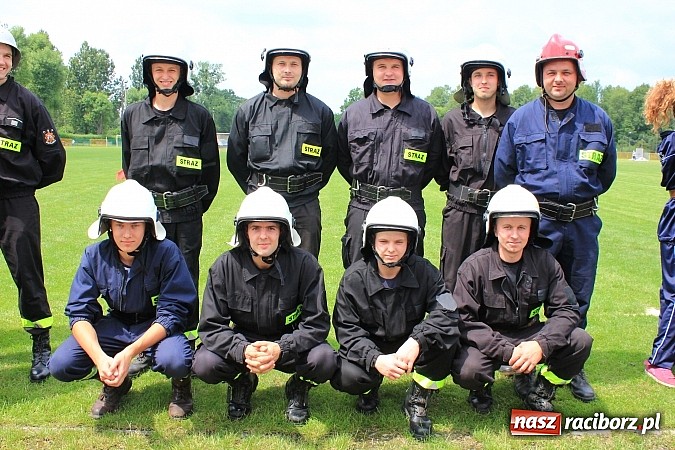 Zdjęcie w galerii na portalu naszraciborz.pl: OSP Turze z pucharem burmistrza gminy wiadomości z regionu