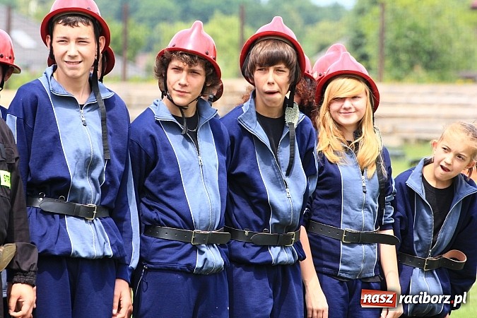 Zdjęcie w galerii na portalu naszraciborz.pl: OSP Turze z pucharem burmistrza gminy wiadomości z regionu