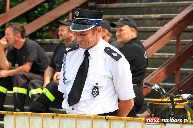 Zdjęcie w galerii na portalu naszraciborz.pl: OSP Turze z pucharem burmistrza gminy wiadomości z regionu