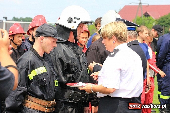 Zdjęcie w galerii na portalu naszraciborz.pl: OSP Turze z pucharem burmistrza gminy wiadomości z regionu