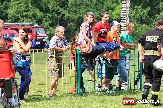 Zdjęcie w galerii na portalu naszraciborz.pl: OSP Turze z pucharem burmistrza gminy wiadomości z regionu