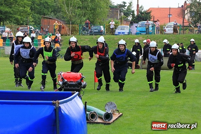 Zdjęcie w galerii na portalu naszraciborz.pl: OSP Turze z pucharem burmistrza gminy wiadomości z regionu