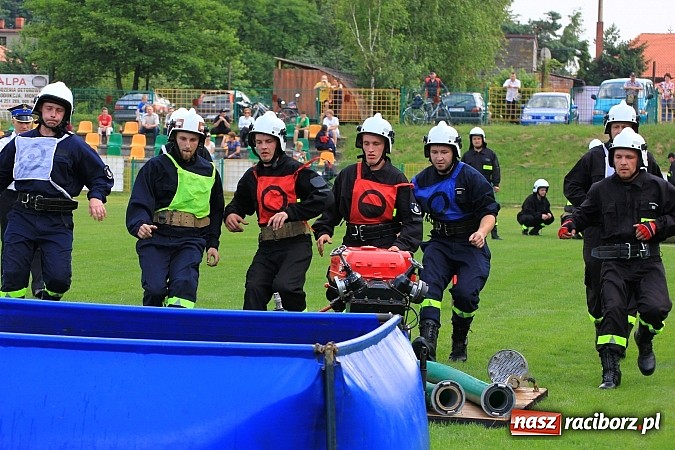 Zdjęcie w galerii na portalu naszraciborz.pl: OSP Turze z pucharem burmistrza gminy wiadomości z regionu
