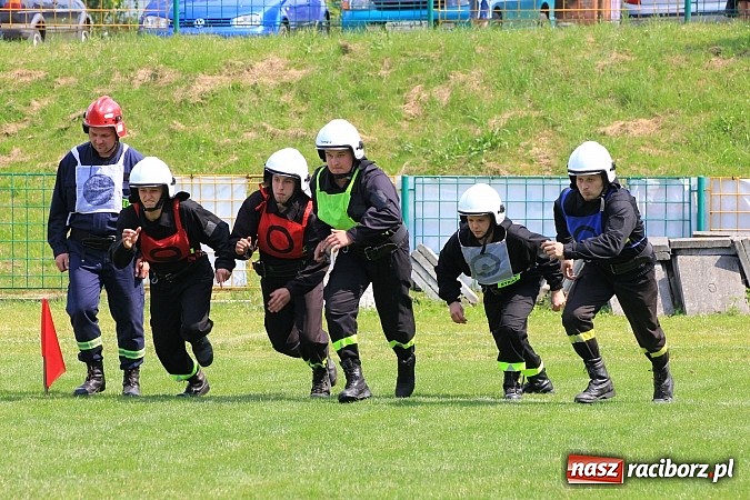 Zdjęcie w galerii na portalu naszraciborz.pl: OSP Turze z pucharem burmistrza gminy wiadomości z regionu