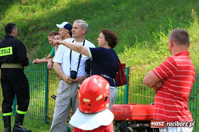 Zdjęcie w galerii na portalu naszraciborz.pl: OSP Turze z pucharem burmistrza gminy wiadomości z regionu