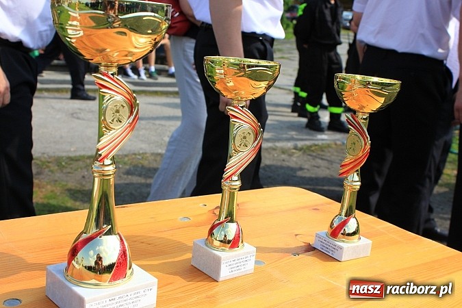 Zdjęcie w galerii na portalu naszraciborz.pl: OSP Turze z pucharem burmistrza gminy wiadomości z regionu