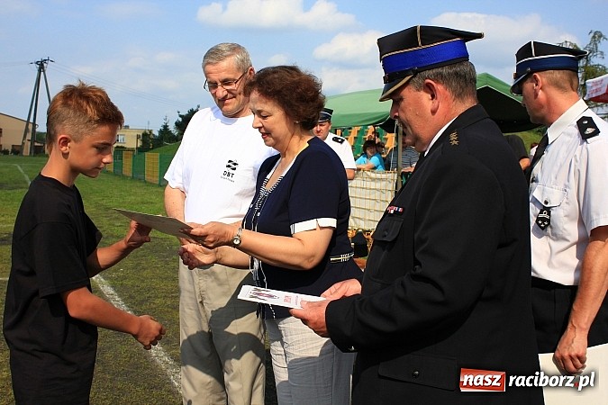 Zdjęcie w galerii na portalu naszraciborz.pl: OSP Turze z pucharem burmistrza gminy wiadomości z regionu