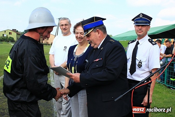 Zdjęcie w galerii na portalu naszraciborz.pl: OSP Turze z pucharem burmistrza gminy wiadomości z regionu