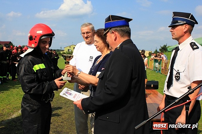 Zdjęcie w galerii na portalu naszraciborz.pl: OSP Turze z pucharem burmistrza gminy wiadomości z regionu