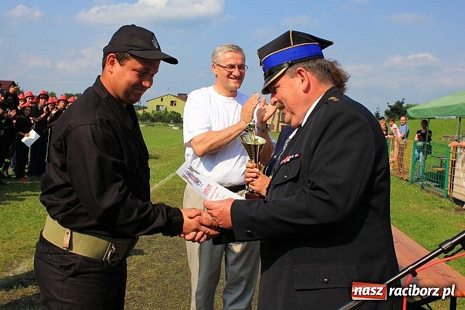 Zdjęcie w galerii na portalu naszraciborz.pl: OSP Turze z pucharem burmistrza gminy wiadomości z regionu