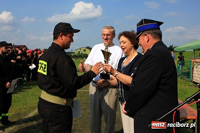 Zdjęcie w galerii na portalu naszraciborz.pl: OSP Turze z pucharem burmistrza gminy wiadomości z regionu