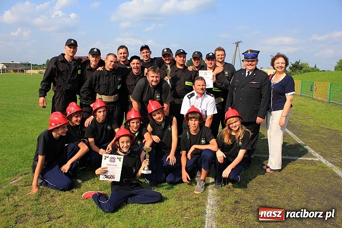 Zdjęcie w galerii na portalu naszraciborz.pl: OSP Turze z pucharem burmistrza gminy wiadomości z regionu