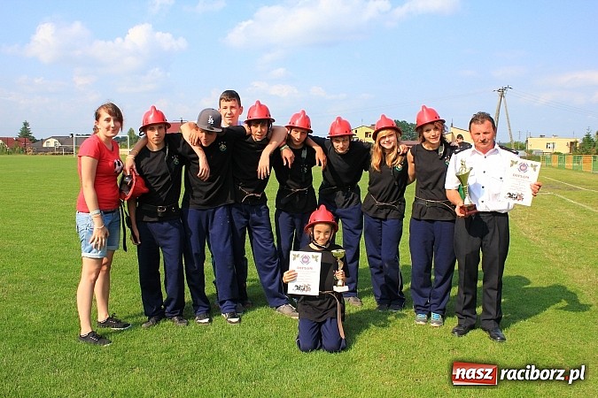 Zdjęcie w galerii na portalu naszraciborz.pl: OSP Turze z pucharem burmistrza gminy wiadomości z regionu