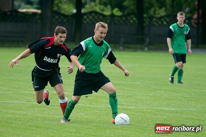 Zdjęcie w galerii na portalu naszraciborz.pl: Zespół Tworkowa pewnie wygrał grupę. Zagra w finale z obrońcą tytułu wiadomości z regionu