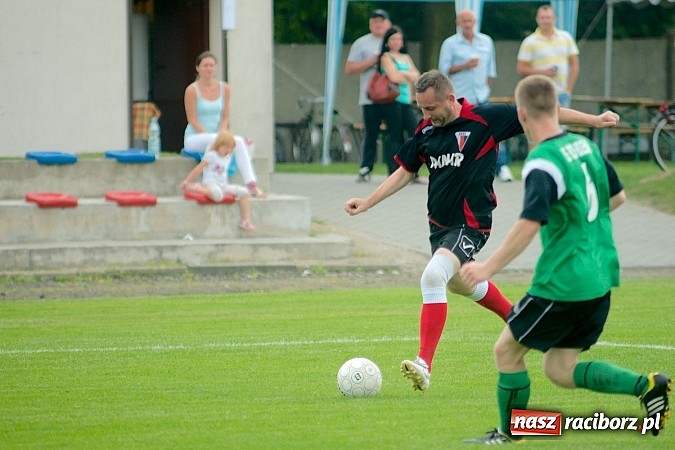 Zdjęcie w galerii na portalu naszraciborz.pl: Zespół Tworkowa pewnie wygrał grupę. Zagra w finale z obrońcą tytułu wiadomości z regionu