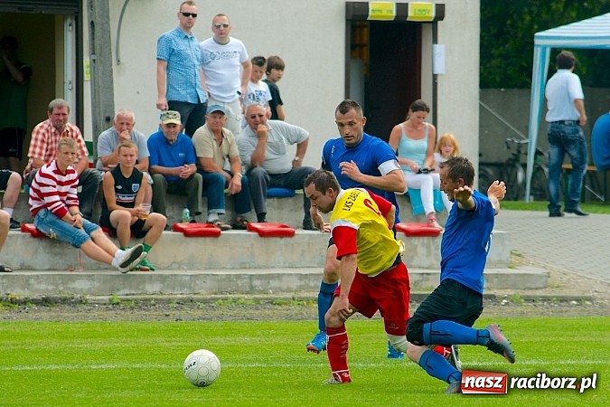 Zdjęcie w galerii na portalu naszraciborz.pl: Zespół Tworkowa pewnie wygrał grupę. Zagra w finale z obrońcą tytułu wiadomości z regionu