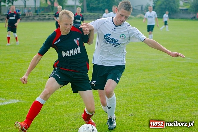 Zdjęcie w galerii na portalu naszraciborz.pl: Zespół Tworkowa pewnie wygrał grupę. Zagra w finale z obrońcą tytułu wiadomości z regionu