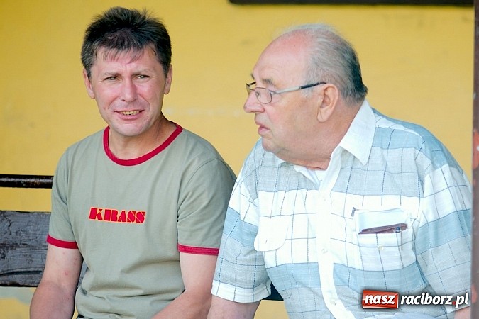 Zdjęcie w galerii na portalu naszraciborz.pl: Zespół Tworkowa pewnie wygrał grupę. Zagra w finale z obrońcą tytułu wiadomości z regionu