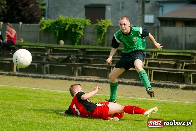 Zdjęcie w galerii na portalu naszraciborz.pl: Zespół Tworkowa pewnie wygrał grupę. Zagra w finale z obrońcą tytułu wiadomości z regionu
