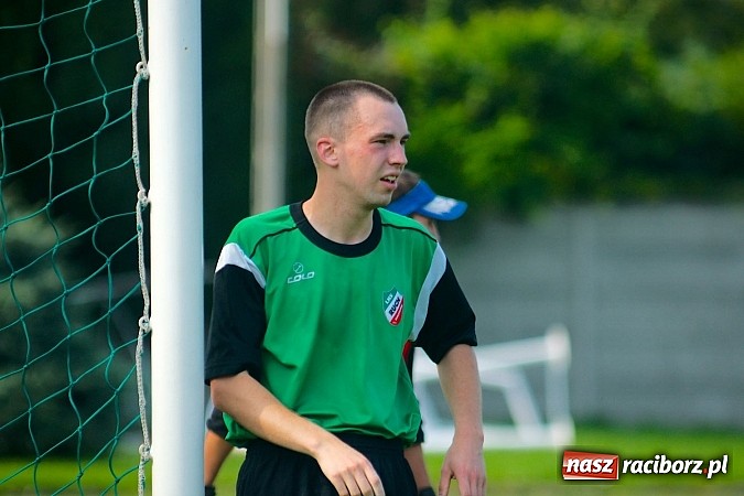 Zdjęcie w galerii na portalu naszraciborz.pl: Zespół Tworkowa pewnie wygrał grupę. Zagra w finale z obrońcą tytułu wiadomości z regionu