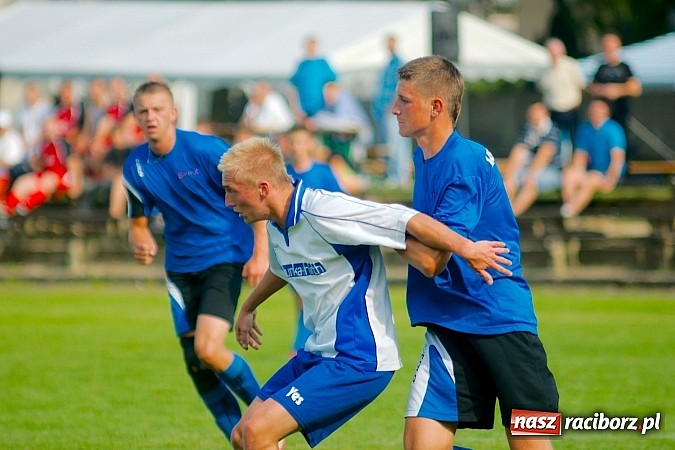 Zdjęcie w galerii na portalu naszraciborz.pl: Zespół Tworkowa pewnie wygrał grupę. Zagra w finale z obrońcą tytułu wiadomości z regionu