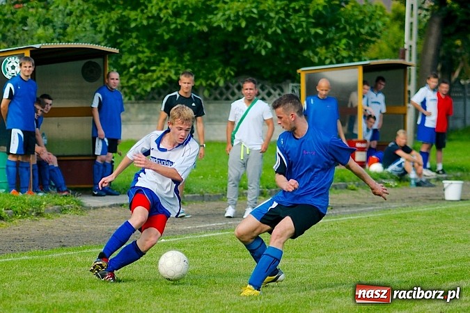 Zdjęcie w galerii na portalu naszraciborz.pl: Zespół Tworkowa pewnie wygrał grupę. Zagra w finale z obrońcą tytułu wiadomości z regionu