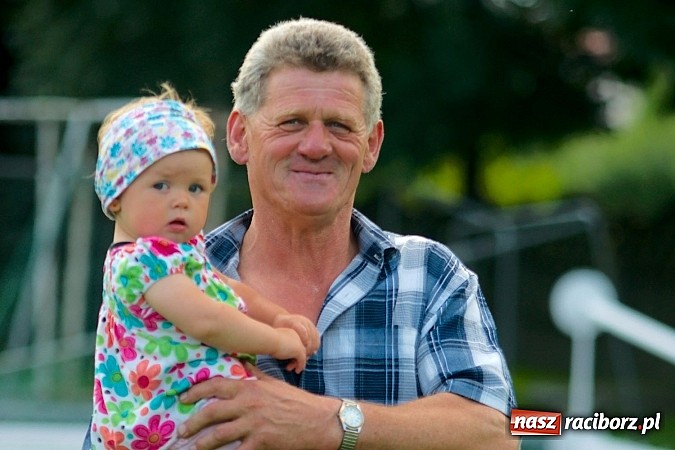 Zdjęcie w galerii na portalu naszraciborz.pl: Zespół Tworkowa pewnie wygrał grupę. Zagra w finale z obrońcą tytułu wiadomości z regionu