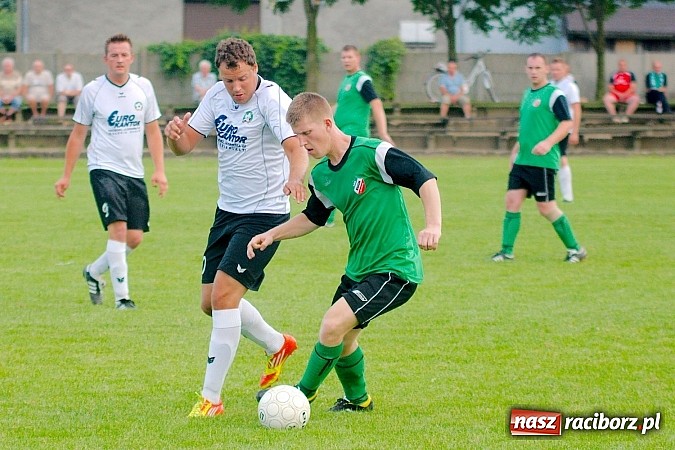 Zdjęcie w galerii na portalu naszraciborz.pl: Zespół Tworkowa pewnie wygrał grupę. Zagra w finale z obrońcą tytułu wiadomości z regionu