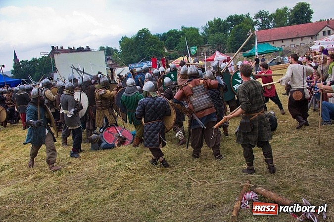 Zdjęcie w galerii na portalu naszraciborz.pl: W Raciborzu starły się hufce z całej Polski wiadomości z regionu