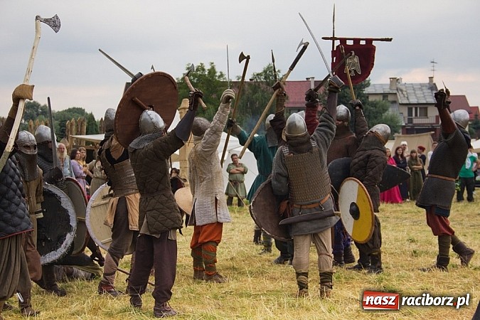 Zdjęcie w galerii na portalu naszraciborz.pl: W Raciborzu starły się hufce z całej Polski wiadomości z regionu