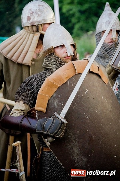 Zdjęcie w galerii na portalu naszraciborz.pl: W Raciborzu starły się hufce z całej Polski wiadomości z regionu