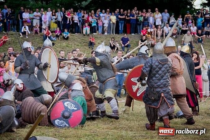 Zdjęcie w galerii na portalu naszraciborz.pl: W Raciborzu starły się hufce z całej Polski wiadomości z regionu