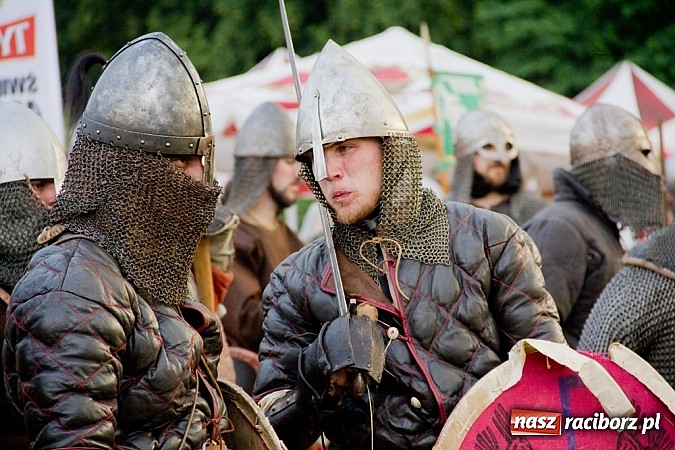 Zdjęcie w galerii na portalu naszraciborz.pl: W Raciborzu starły się hufce z całej Polski wiadomości z regionu