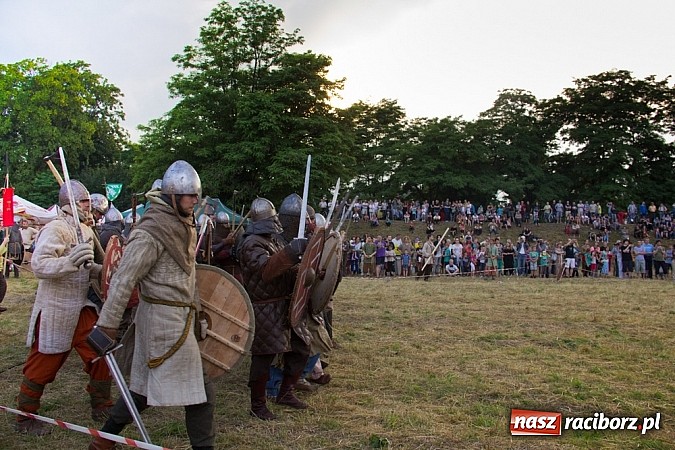 Zdjęcie w galerii na portalu naszraciborz.pl: W Raciborzu starły się hufce z całej Polski wiadomości z regionu