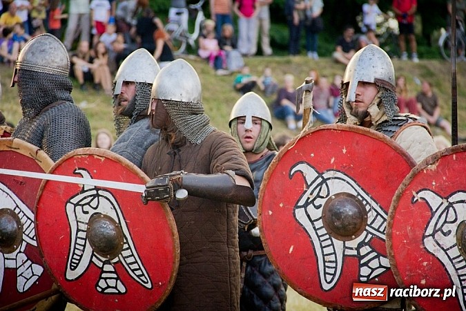 Zdjęcie w galerii na portalu naszraciborz.pl: W Raciborzu starły się hufce z całej Polski wiadomości z regionu