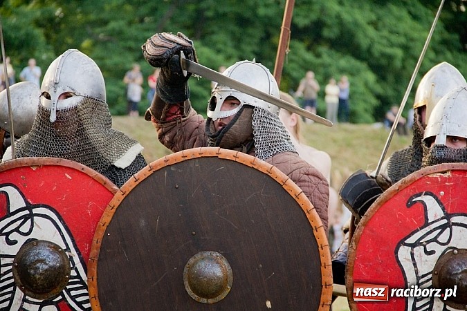 Zdjęcie w galerii na portalu naszraciborz.pl: W Raciborzu starły się hufce z całej Polski wiadomości z regionu