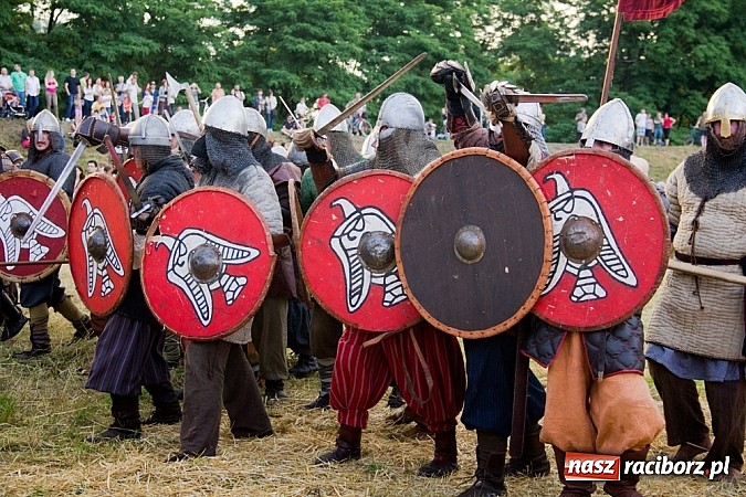 Zdjęcie w galerii na portalu naszraciborz.pl: W Raciborzu starły się hufce z całej Polski wiadomości z regionu